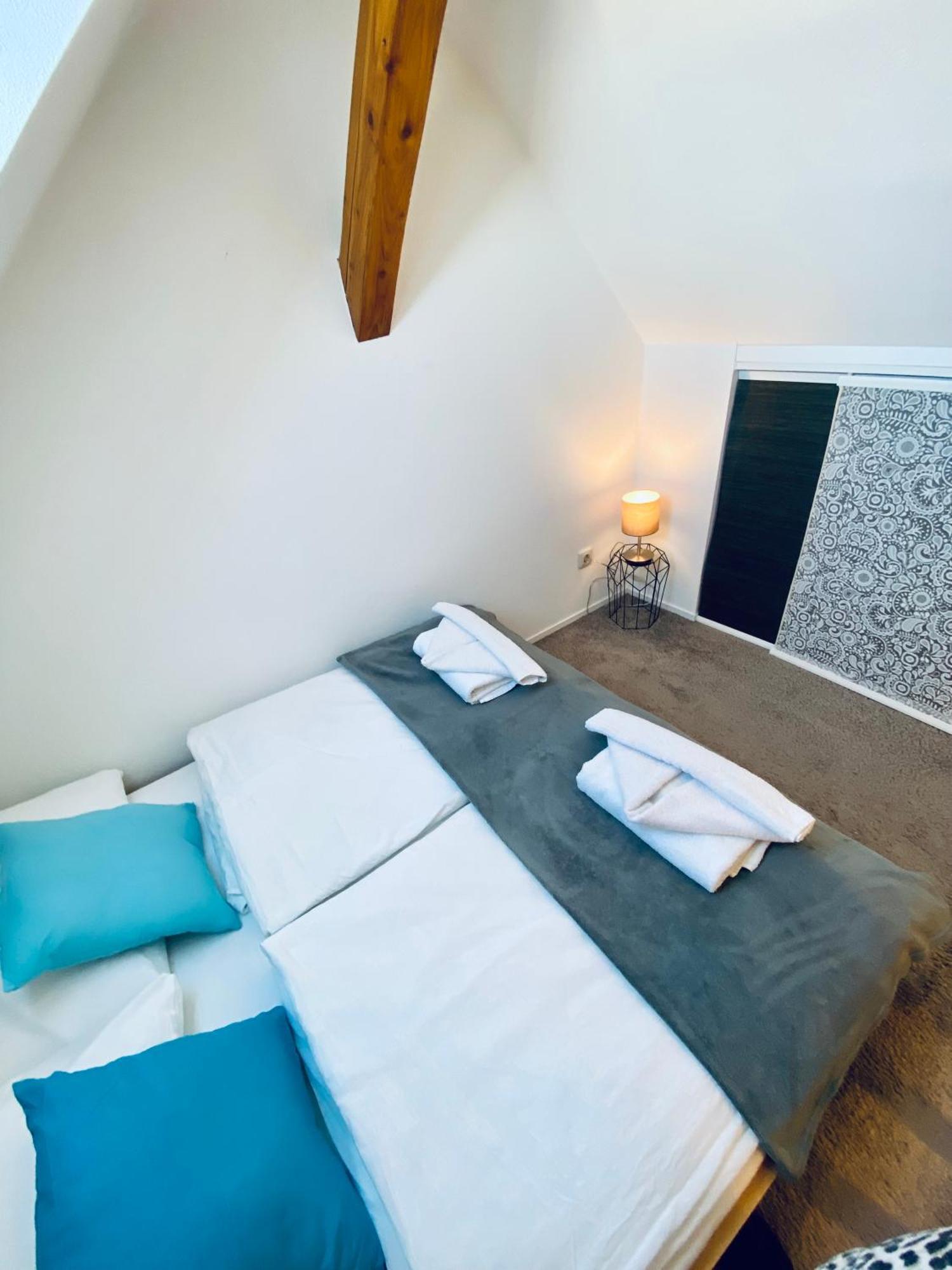 Apartment Schleusentor - Ferienwohnung Maisonette Rostock Ngoại thất bức ảnh