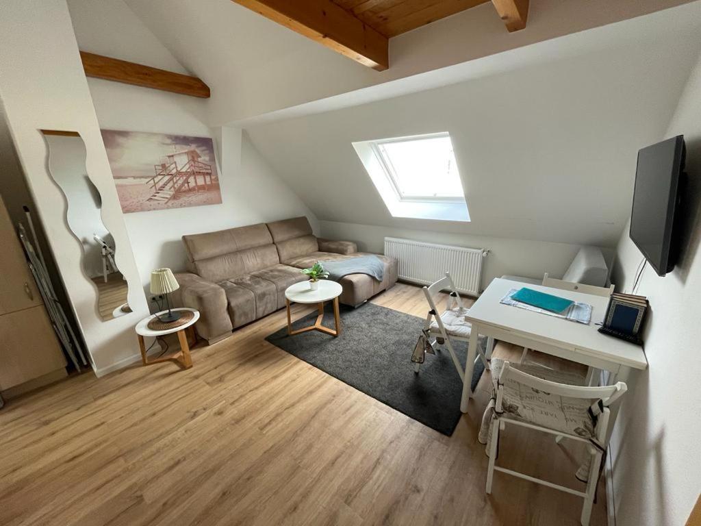 Apartment Schleusentor - Ferienwohnung Maisonette Rostock Ngoại thất bức ảnh